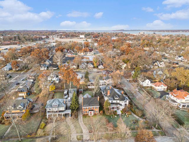 1701 Jefferson Street, Muskegon, MI 49441