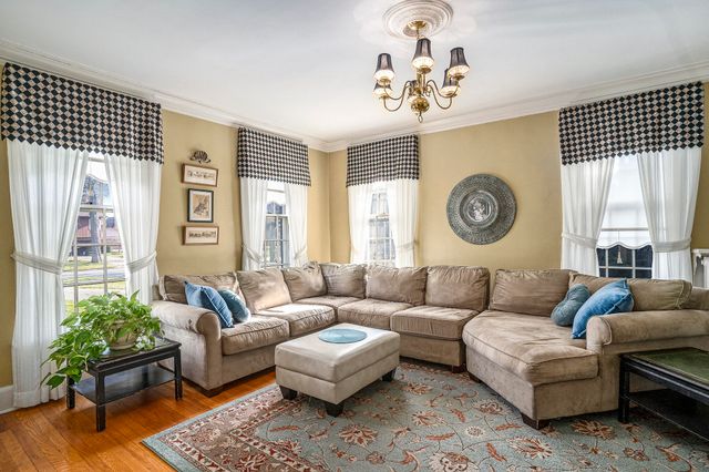 1701 Jefferson Street, Muskegon, MI 49441