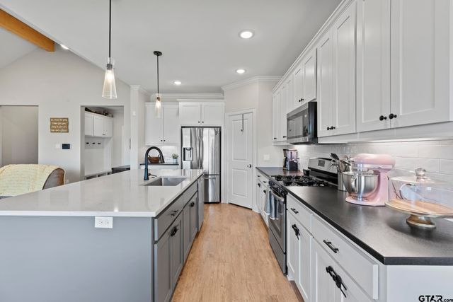 11460 Windsor Park Drive, Tyler, TX 75709