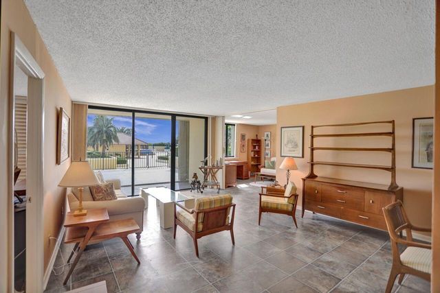 100 Ocean Trail Way 109, Jupiter, FL 33477