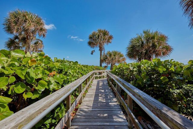 100 Ocean Trail Way 109, Jupiter, FL 33477
