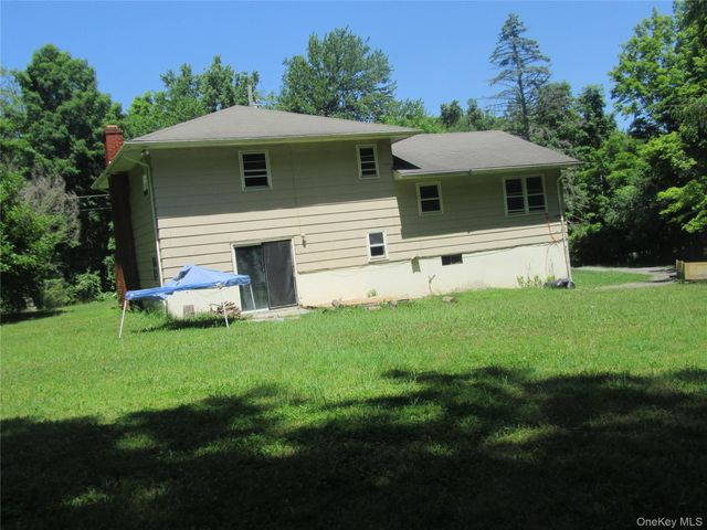 712 California Avenue, Middletown, NY 10940