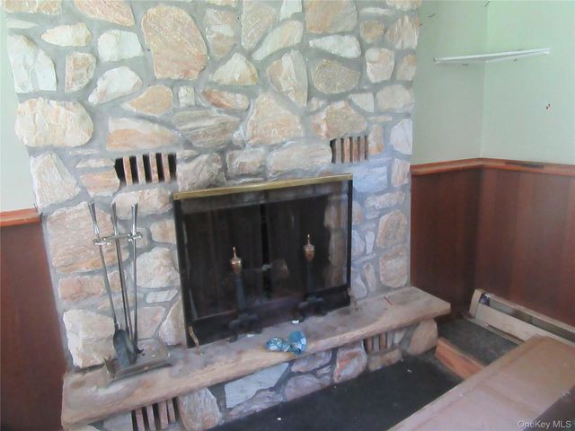 712 California Avenue, Middletown, NY 10940