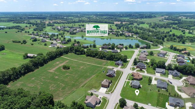 148 Cross Creek Drive, Paris, KY 40361