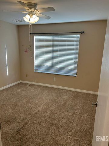 3105 Loveland Way, Bakersfield, CA 93309