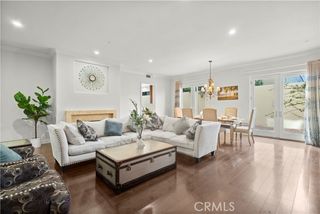 143 N Arnaz Drive 102, Beverly Hills, CA 90211