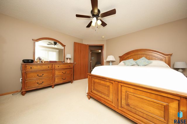 3300 W Miles Pl Place 201, Sioux Falls, SD 57108