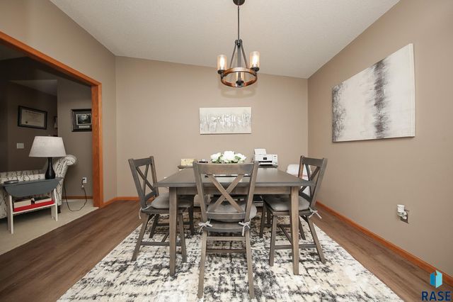 3300 W Miles Pl Place 201, Sioux Falls, SD 57108