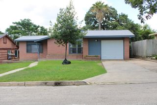 922 LINDA LOU DR, San Antonio, TX 78223