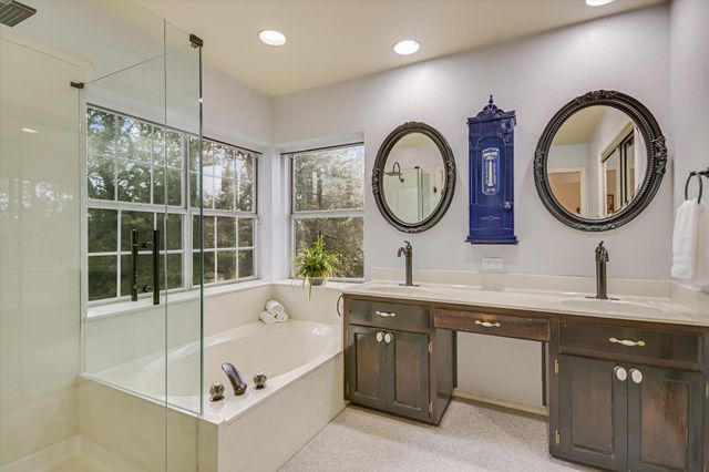 7001 Midwood PKWY, Austin, TX 78736