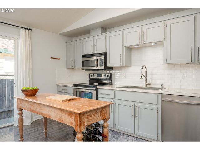 17617 Se 22ND St, Vancouver, WA 98683