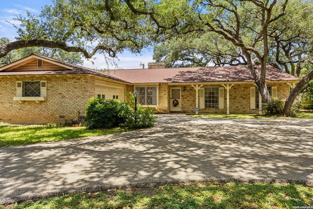 1023 MELISSA DR, San Antonio, TX 78213