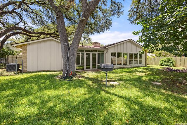 1023 MELISSA DR, San Antonio, TX 78213