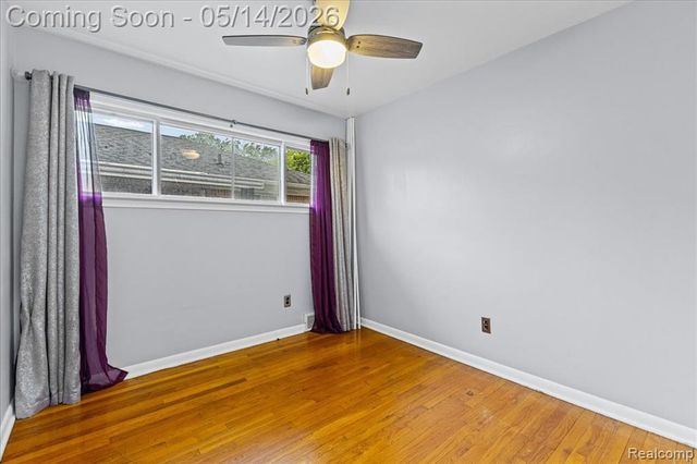8435 Nightingale Street, Dearborn Heights, MI 48127
