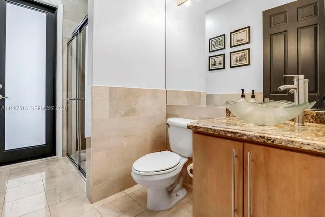 15127 SW 40th St, Davie, FL 33331