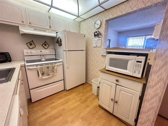 263 Farnham K 263, Deerfield Beach, FL 33442