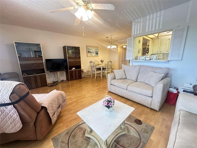 263 Farnham K 263, Deerfield Beach, FL 33442