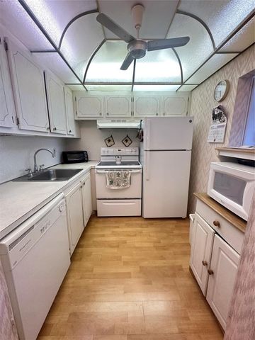 263 Farnham K 263, Deerfield Beach, FL 33442