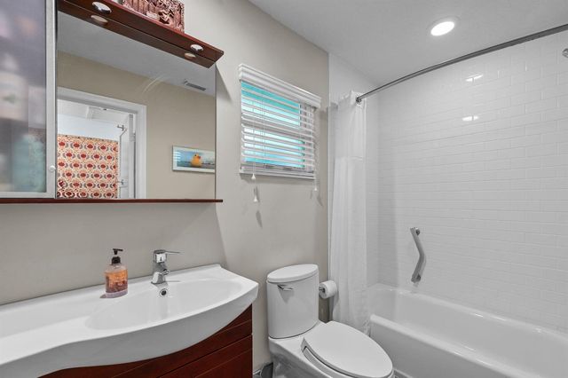 1790 NE MANGO Terrace, Jensen Beach, FL 34957