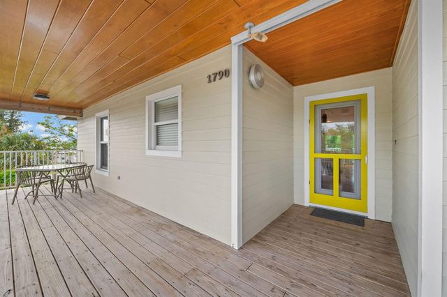 1790 NE MANGO Terrace, Jensen Beach, FL 34957