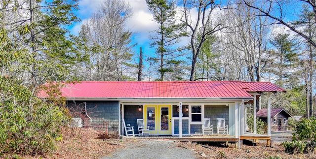 163 Black Pine Road, Newland, NC 28657