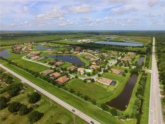 510 Caroline Drive, Vero Beach, FL 32968