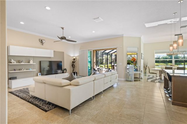 510 Caroline Drive, Vero Beach, FL 32968