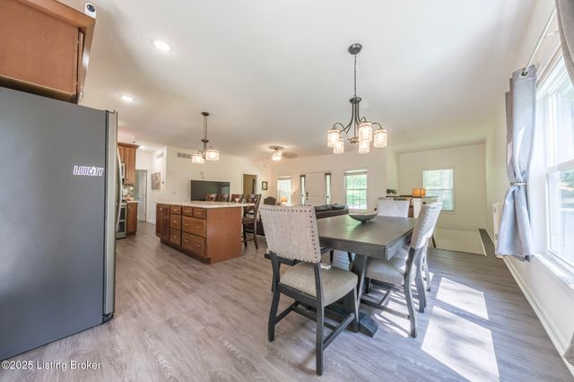 164 Greenshores Circle Ln, Mcdaniels, KY 40152