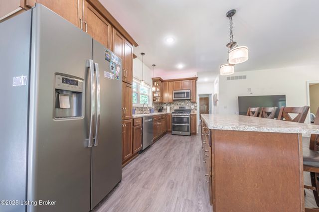 164 Greenshores Circle Ln, Mcdaniels, KY 40152