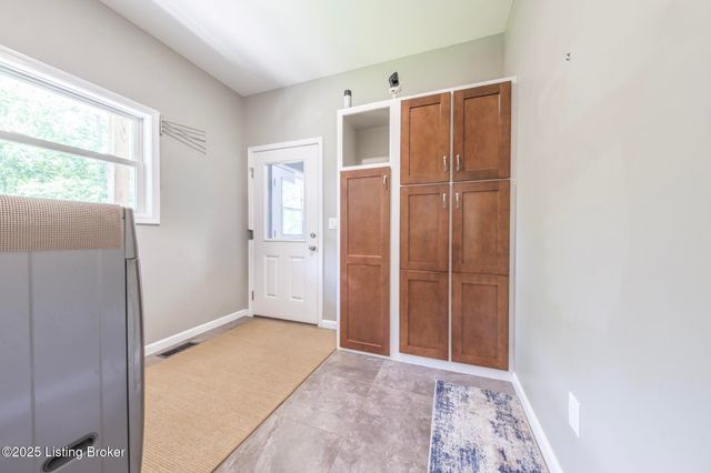 164 Greenshores Circle Ln, Mcdaniels, KY 40152