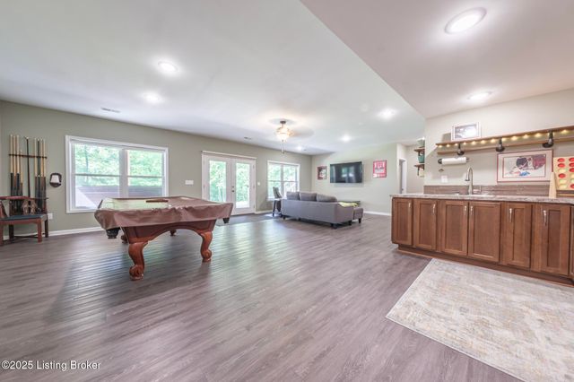 164 Greenshores Circle Ln, Mcdaniels, KY 40152