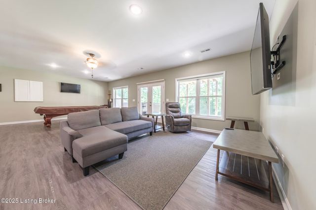 164 Greenshores Circle Ln, Mcdaniels, KY 40152