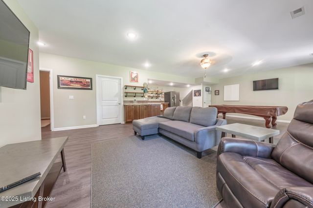 164 Greenshores Circle Ln, Mcdaniels, KY 40152