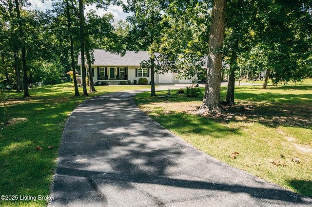 164 Greenshores Circle Ln, Mcdaniels, KY 40152