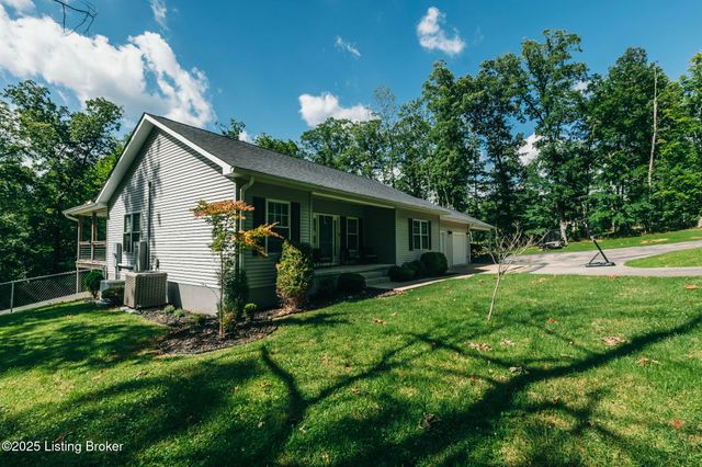 164 Greenshores Circle Ln, Mcdaniels, KY 40152