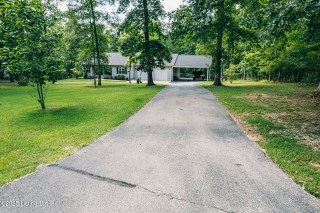 164 Greenshores Circle Ln, Mcdaniels, KY 40152