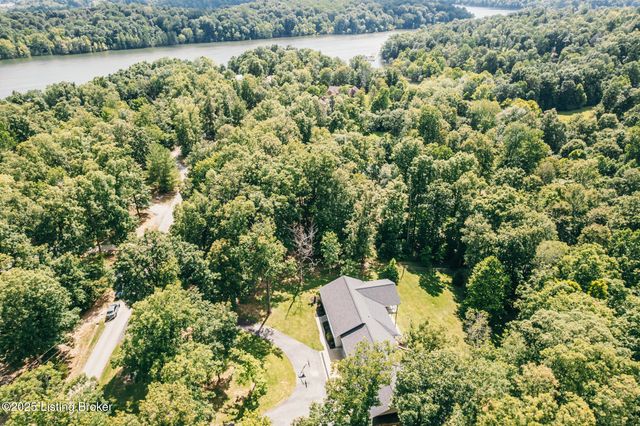 164 Greenshores Circle Ln, Mcdaniels, KY 40152