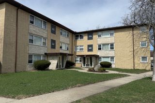 8304 W Forest Preserve Drive 3W, Chicago, IL 60634