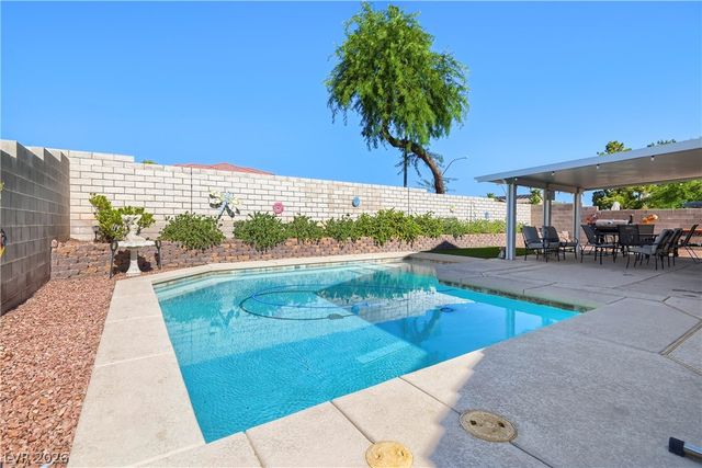 8531 Shelly Road, Las Vegas, NV 89123