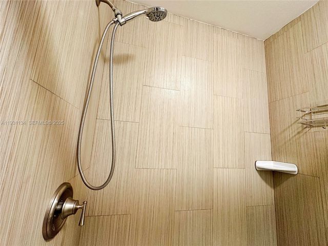 2153 SW 14th Ter 1, Miami, FL 33145