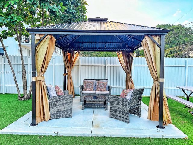 2153 SW 14th Ter 1, Miami, FL 33145