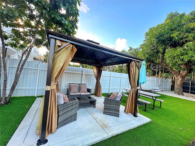 2153 SW 14th Ter 1, Miami, FL 33145