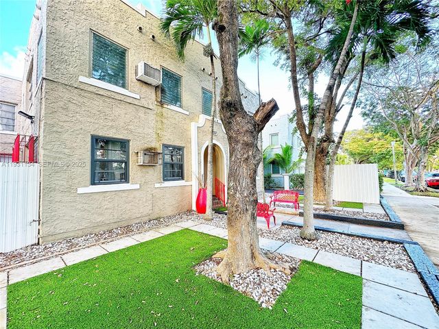 2153 SW 14th Ter 1, Miami, FL 33145