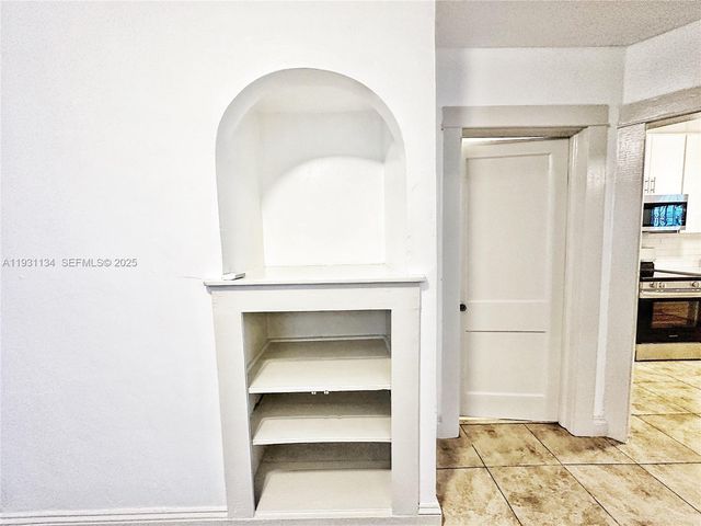 2153 SW 14th Ter 1, Miami, FL 33145