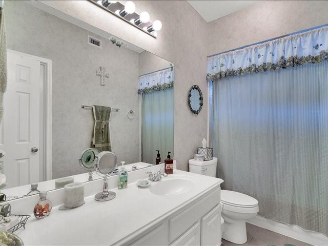 22907 Eastgate Village Drive, Spring, TX 77373