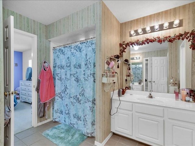22907 Eastgate Village Drive, Spring, TX 77373