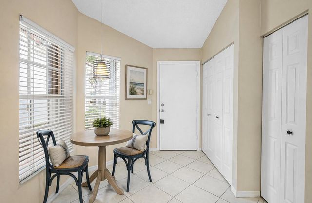 6060 Petunia Road, Delray Beach, FL 33484