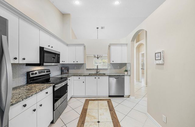 6060 Petunia Road, Delray Beach, FL 33484