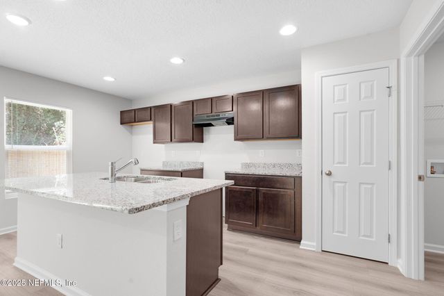 2005 BENEDICT Road, Jacksonville, FL 32209