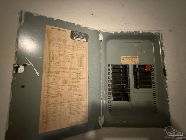 10758 Jolyne Dr, Pensacola, FL 32506